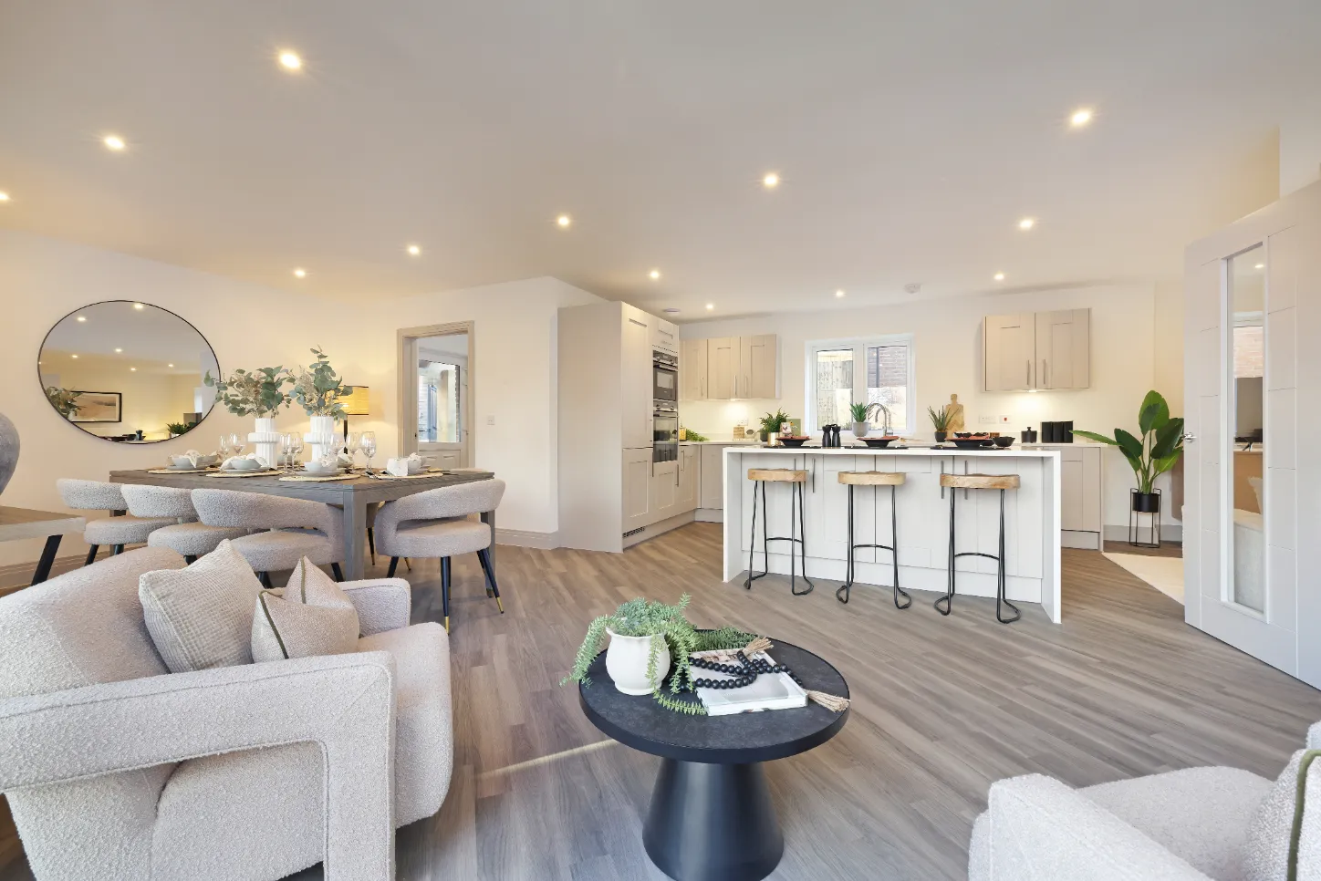 Kitchen / Dining Room